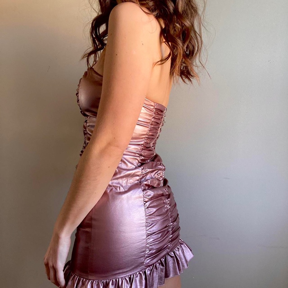 Sexy NYE Metallic Pink Party Dress Rose Gold Medium NWT Forever 21 Runched Mini